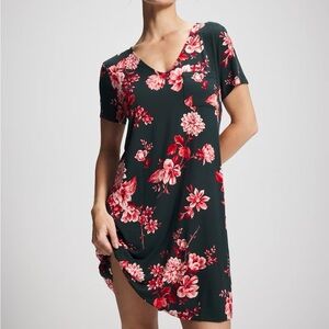 NWT Soma COOL NIGHTS Short Sleeve Sleepshirt/nightgown.